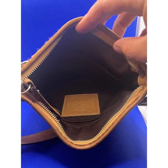 Brown Coach bag - Picture 3 of 3